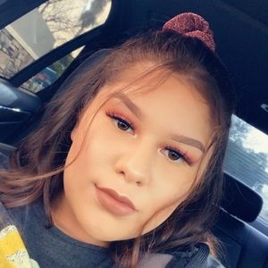 Meet your Posher, Mayra